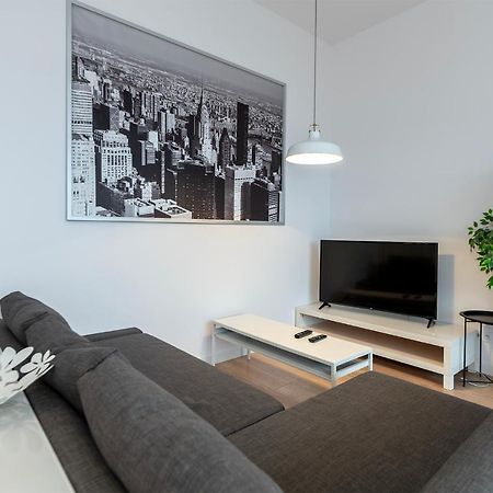 Apartamento Penthouse With A View Of Lodz & Free Parking Exterior foto