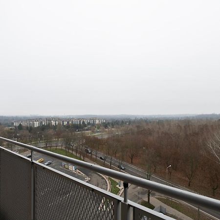 Apartamento Penthouse With A View Of Lodz & Free Parking Exterior foto