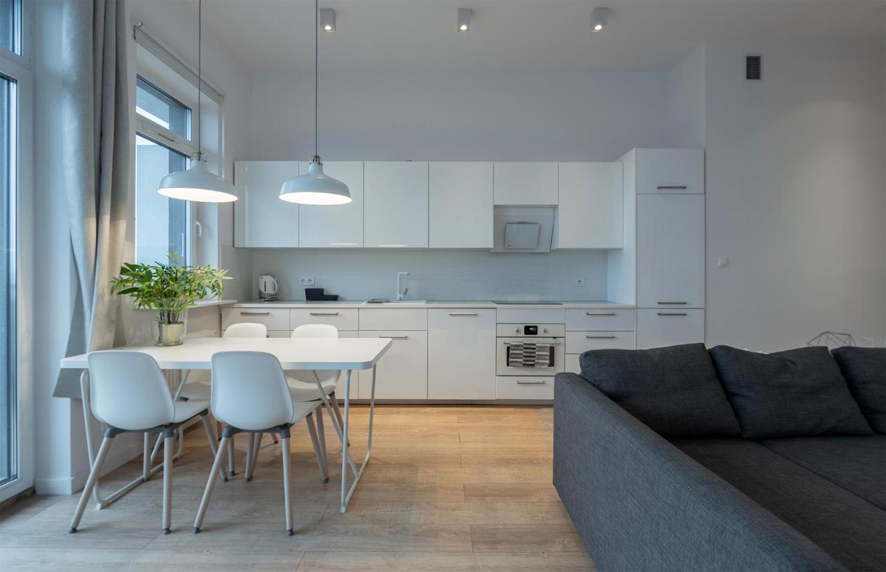 Apartamento Penthouse With A View Of Lodz & Free Parking Exterior foto