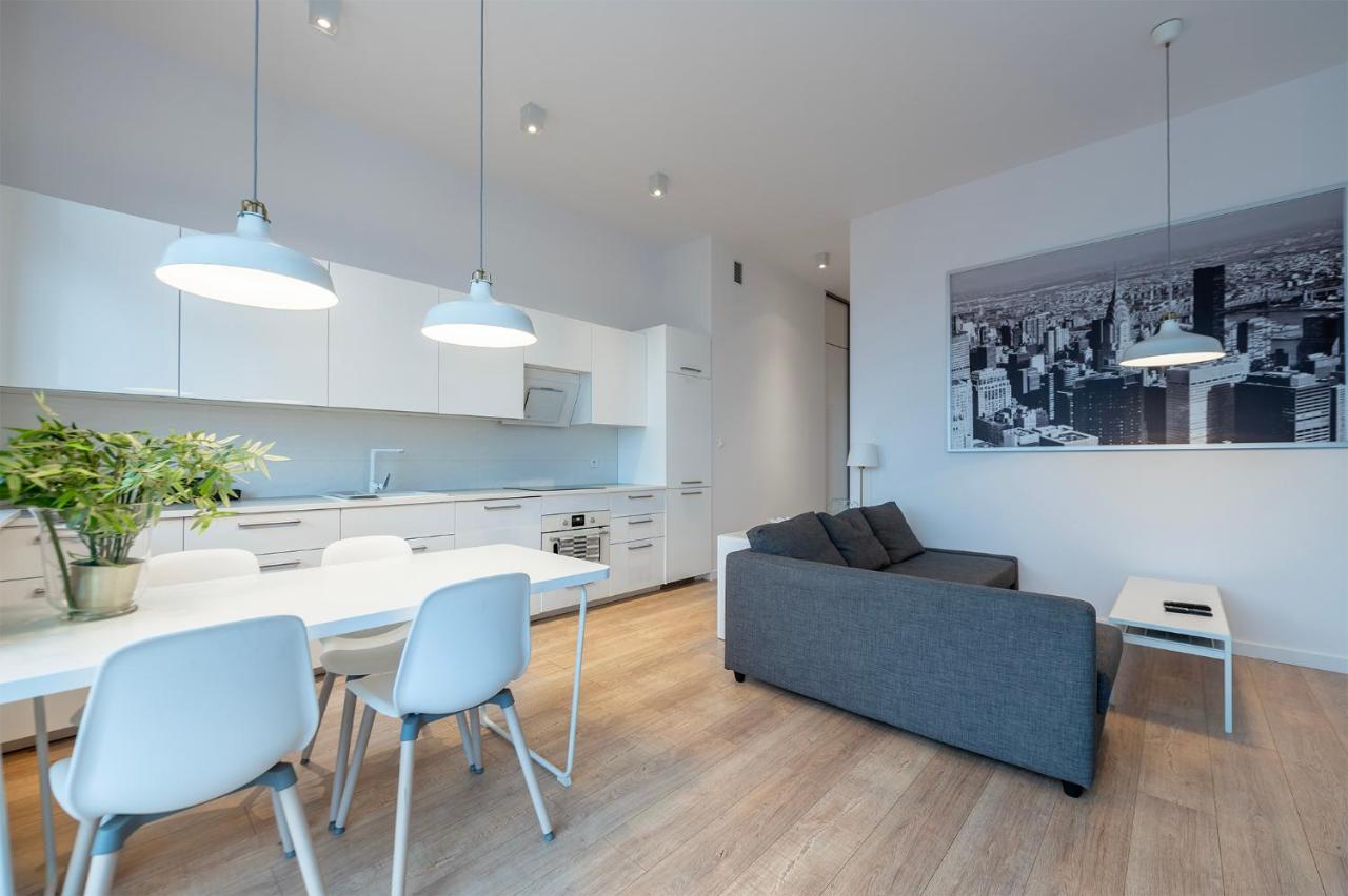 Apartamento Penthouse With A View Of Lodz & Free Parking Exterior foto