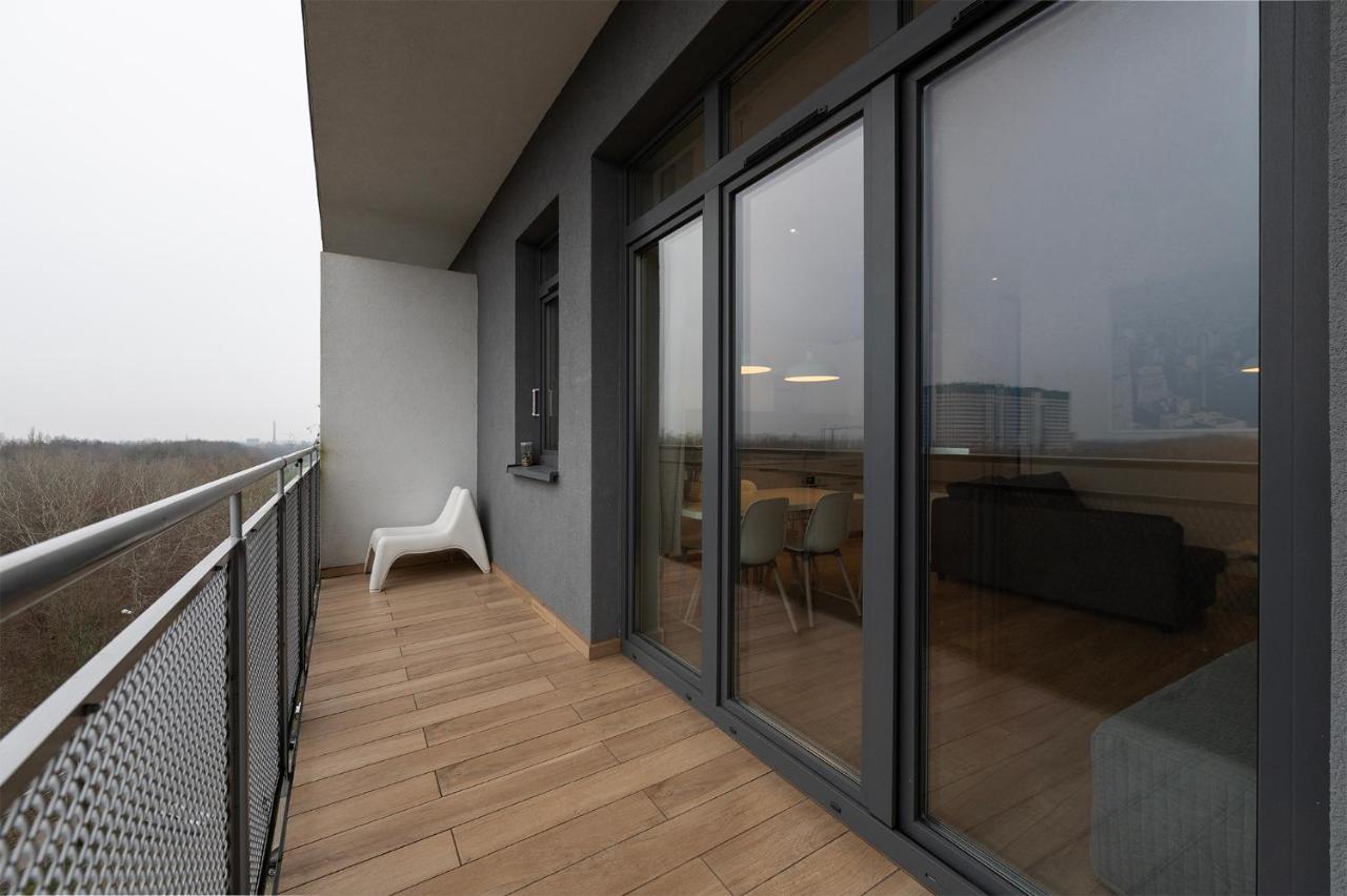 Apartamento Penthouse With A View Of Lodz & Free Parking Exterior foto